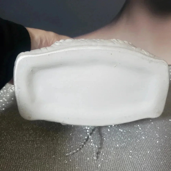 Ceramic Purse with Front Detail - Picture 4 of 4
